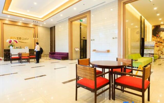 Refined Saigon - Rivergate Apartment