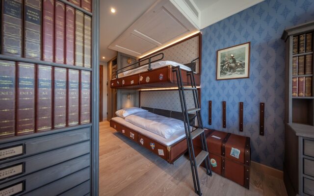 Europa-Park Erlebnis-Resort, Hotel Krønasår