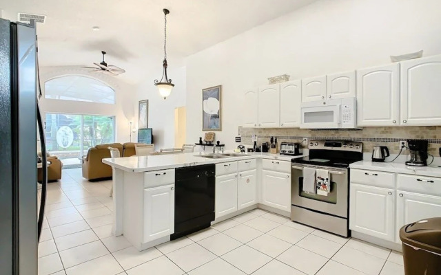 Cristine's Seasons Villa