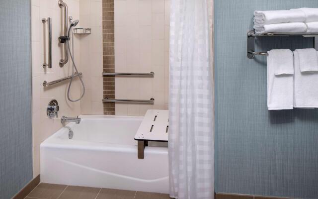 Hyatt Place Mount Pleasant Towne Centre