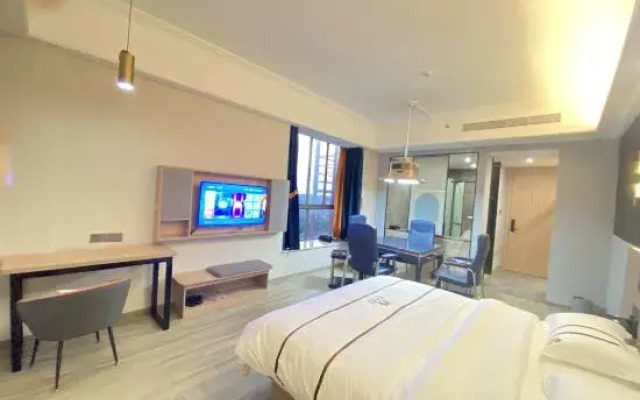 Ledong Fengyue Hotel