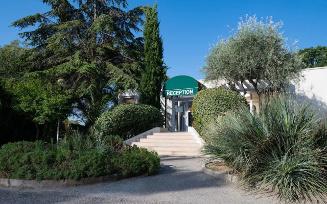 Kyriad Cannes - Mandelieu