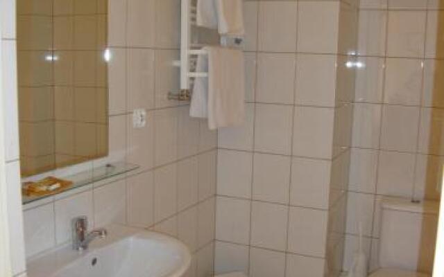 Apartamenty & Restauracja Janus