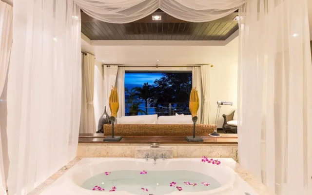 Spectacular Seaview Pool Villa Kalim 6