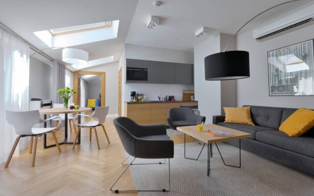 Stradonia Aparthotel