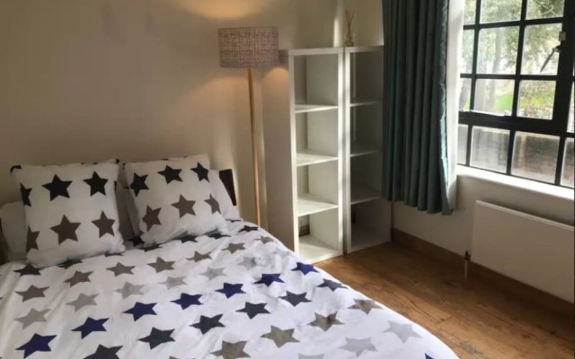 3 Bedroom Contemporary Home In Shoreditch