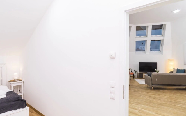 Rennweg Rooftop by Welcome2vienna