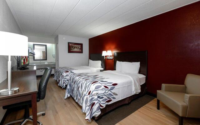 Red Roof Inn Cleveland - Medina