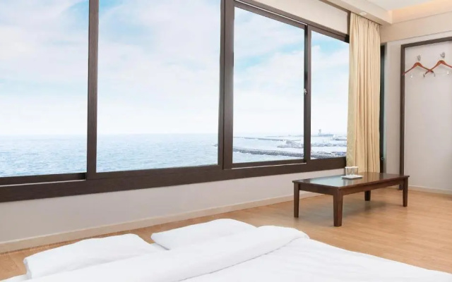 Jeju Palace Hotel