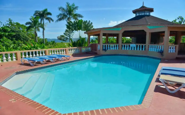 Hidden Paradise Resort