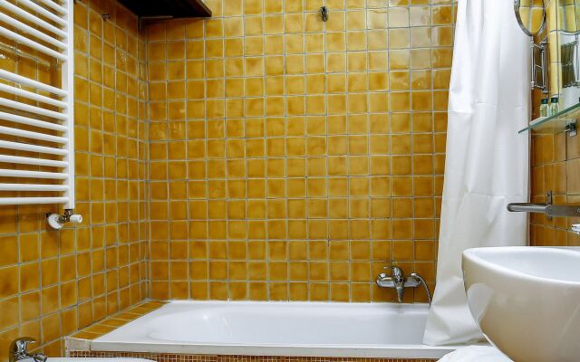 Corte Segreta Apartments
