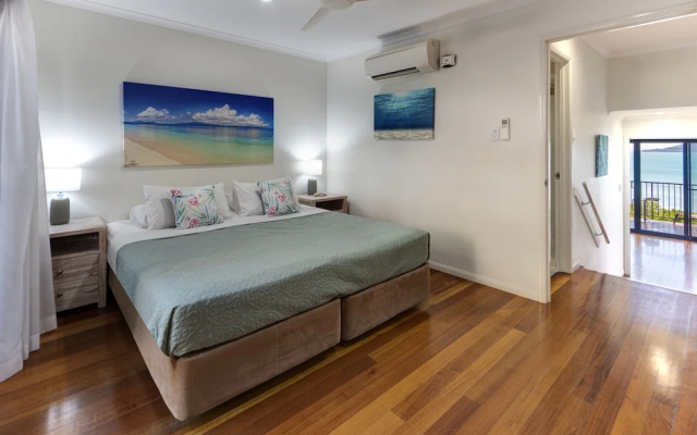 Panorama 3 Hamilton Island 2 Bedroom Ocean View Near Marina With Golf Buggy – Guest Rooms – Hamilton Island