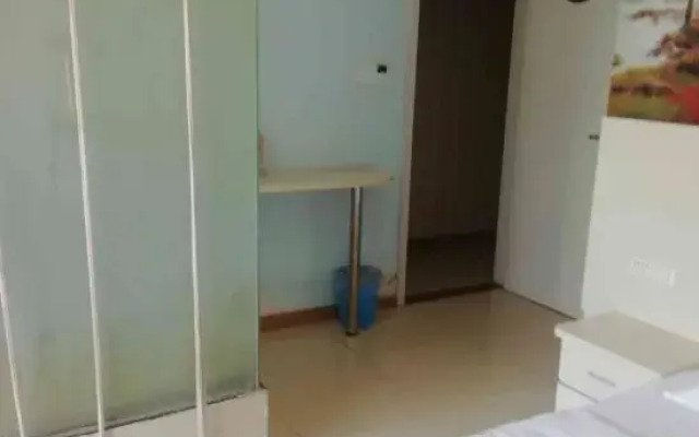 JC Electronic Competition Apartment (Wuhan Guanggu)