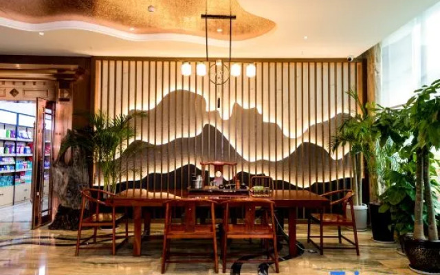 Shanshan Taihe Hotel (People's Government Branch)