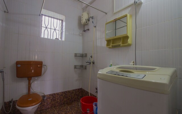 OYO 16979 Home Pool View 2 BHK Siolim