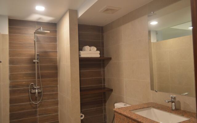 Airport Avenue Hotel