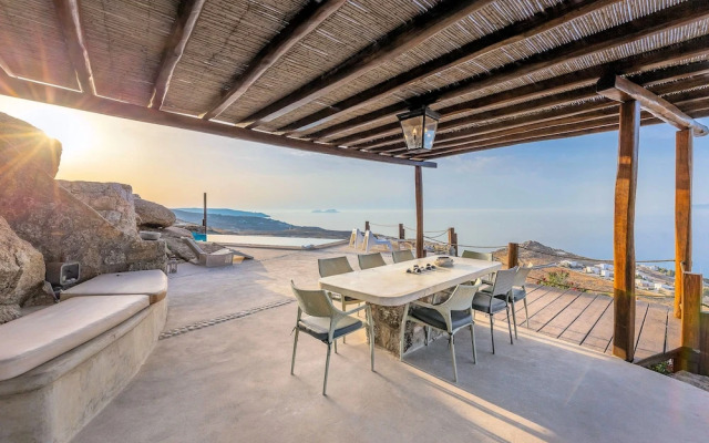 Seaview Villa Galanos at Kalafatis Beach