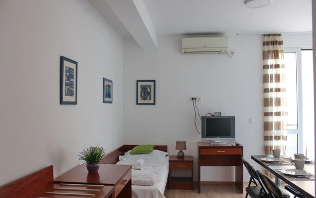 Balabusic One Bedroom Apartment No.6