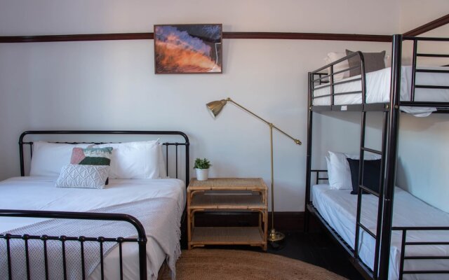Charing Cross Hotel
