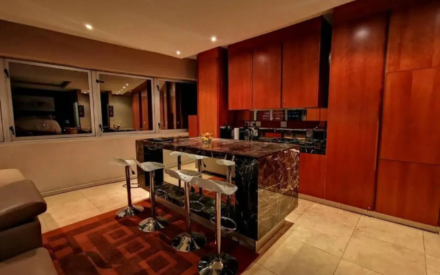 Amazing Joburg views &Unique CBD Luxury Experience