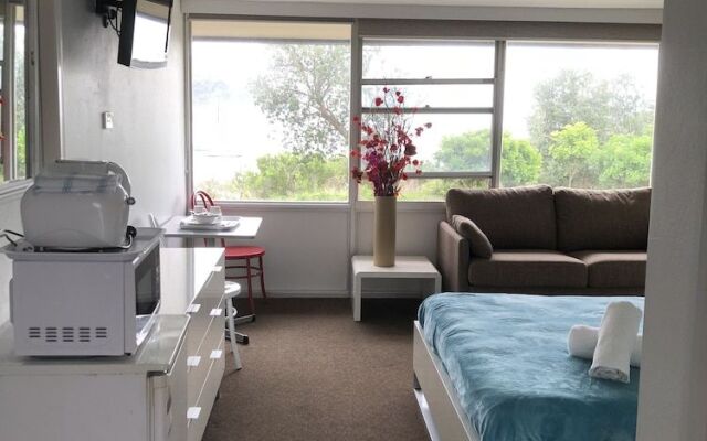 Ettalong Beach Motel