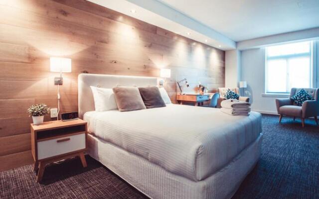 Crown Hotel Surry Hills