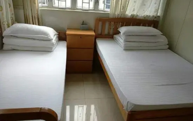 Wai Wah Guesthouse (Near Hong Kong West Kowloon Railway Station)