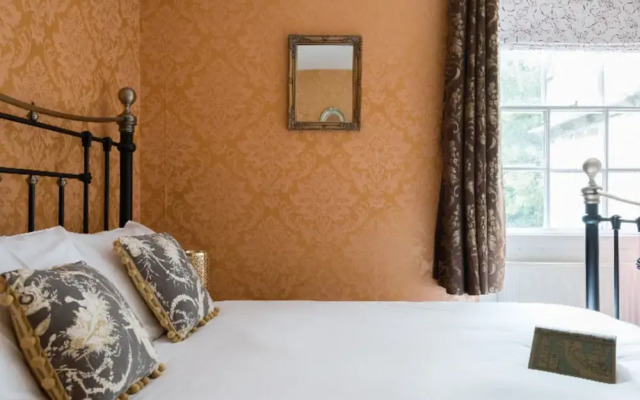 The Wonderland Townhouse - Amazing Alice In Wonderland 8Bdr [Vr]