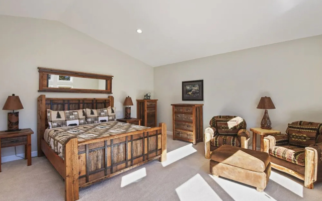 Mountain Bear Lodge
