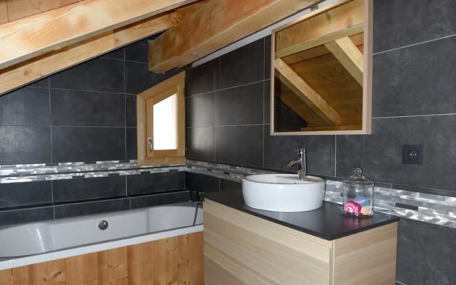 Chalet Loan 10/11 Personnes à Montgenèvre