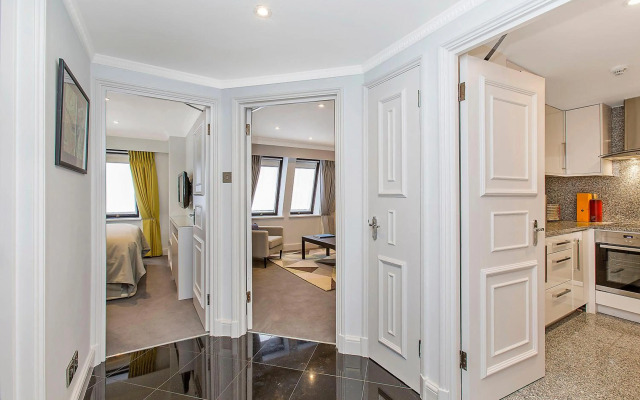 Mayfair House