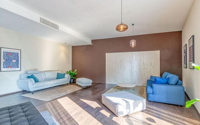 Icon H 504 Suite Micro-living