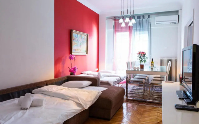 Aristotelous Boarding House