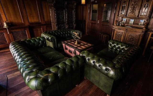 Holland House Residence Old Town