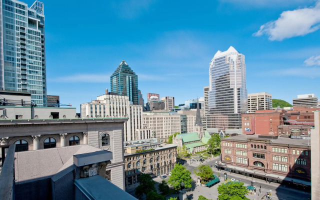 Le Square Phillips Hotel And Suites