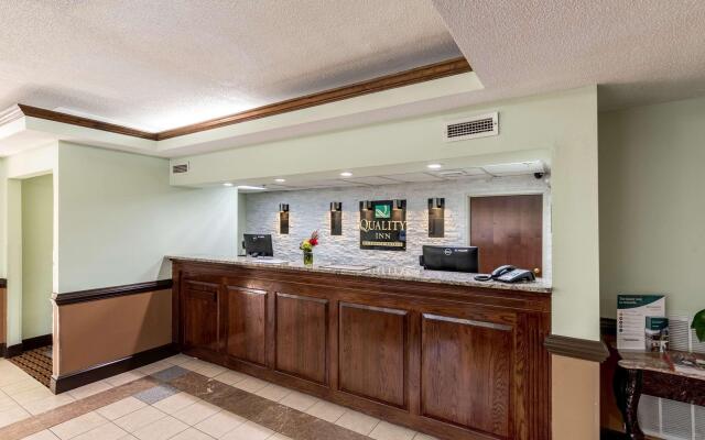 Quality Inn & Suites Clemmons I-40