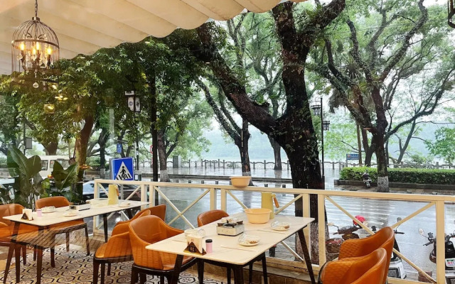 O. LIVE Social Guangxi Guilin Xiangshan Park