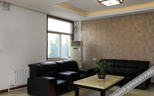Tongfulou Business Hostel