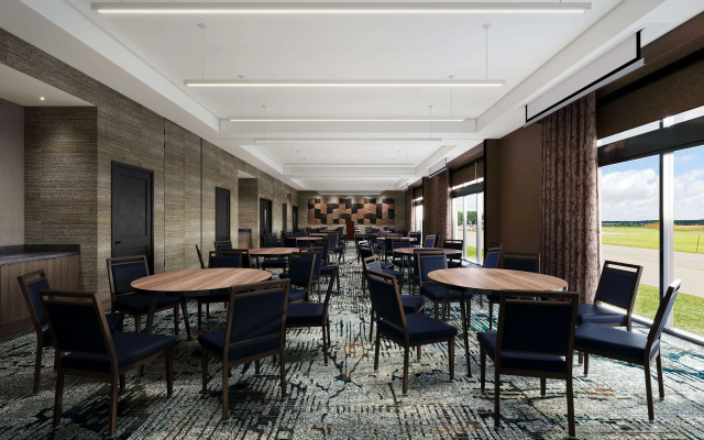 Hotel Avail Rogers, Tapestry Collection By Hilton