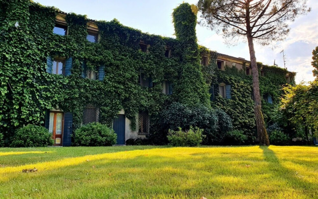 Villa Foscolo  Luxury Rooms & Apartments