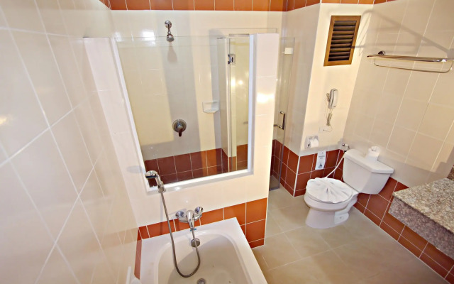 Lek Villa