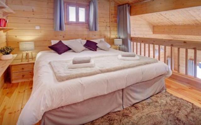 Chalet des Momes - OVO Network