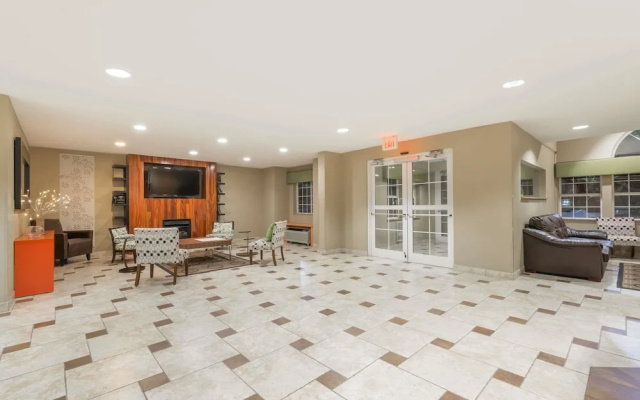Microtel Inn And Suites Philadelphia
