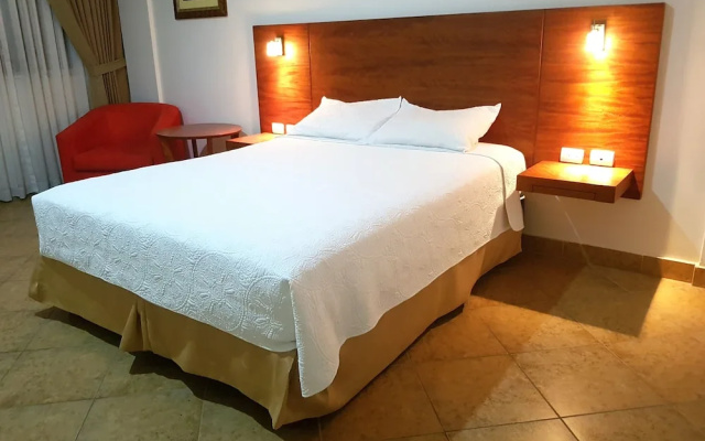 Hotel Palmar del Sol