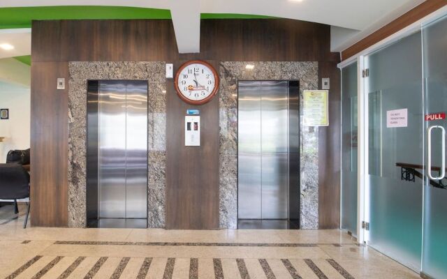 Capital O 60578 Hotel Maya International