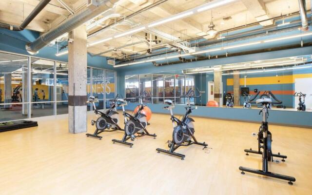 Trifecta 2BR Modern & Spacious Superhost