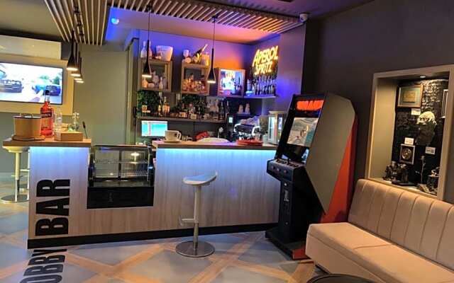 Urban Hotel