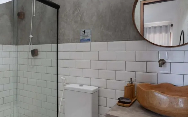 Maravilhosa Casa com Piscina em Frente Praia