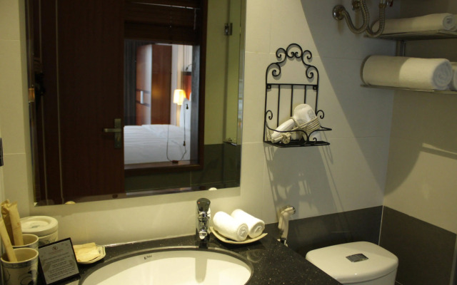 The Vancouver Hotel Ninh Binh
