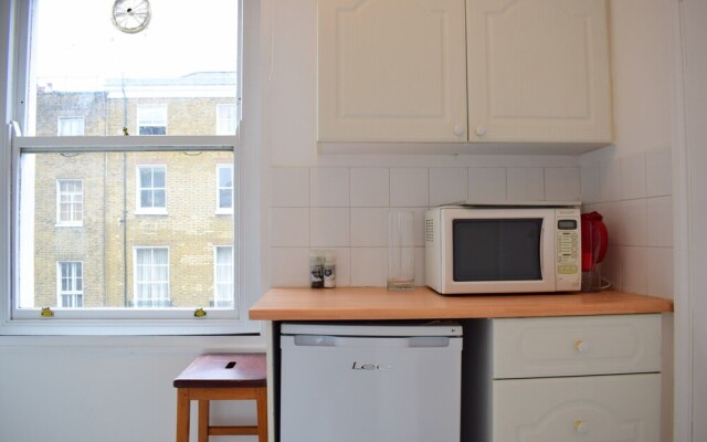 Baker Street Studio Flat